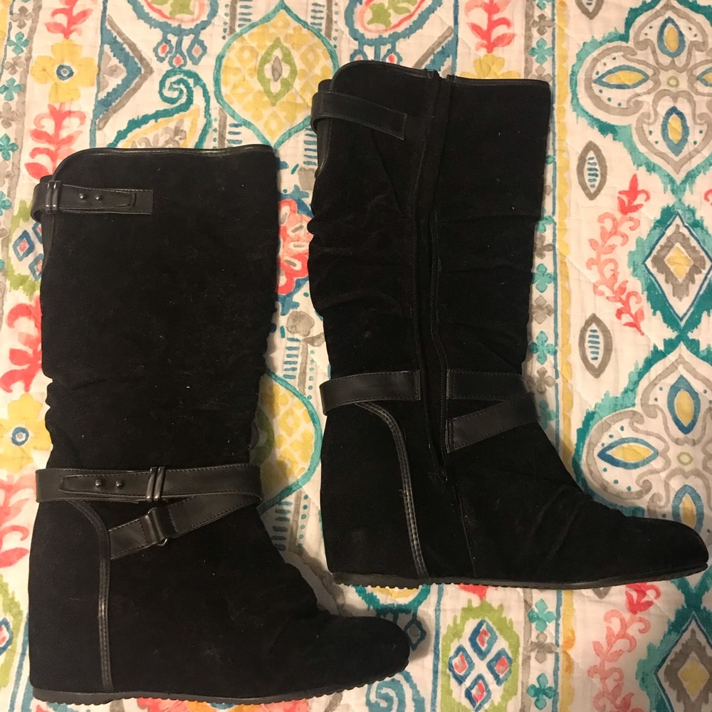 Aldo Black Suede Wedge Boots